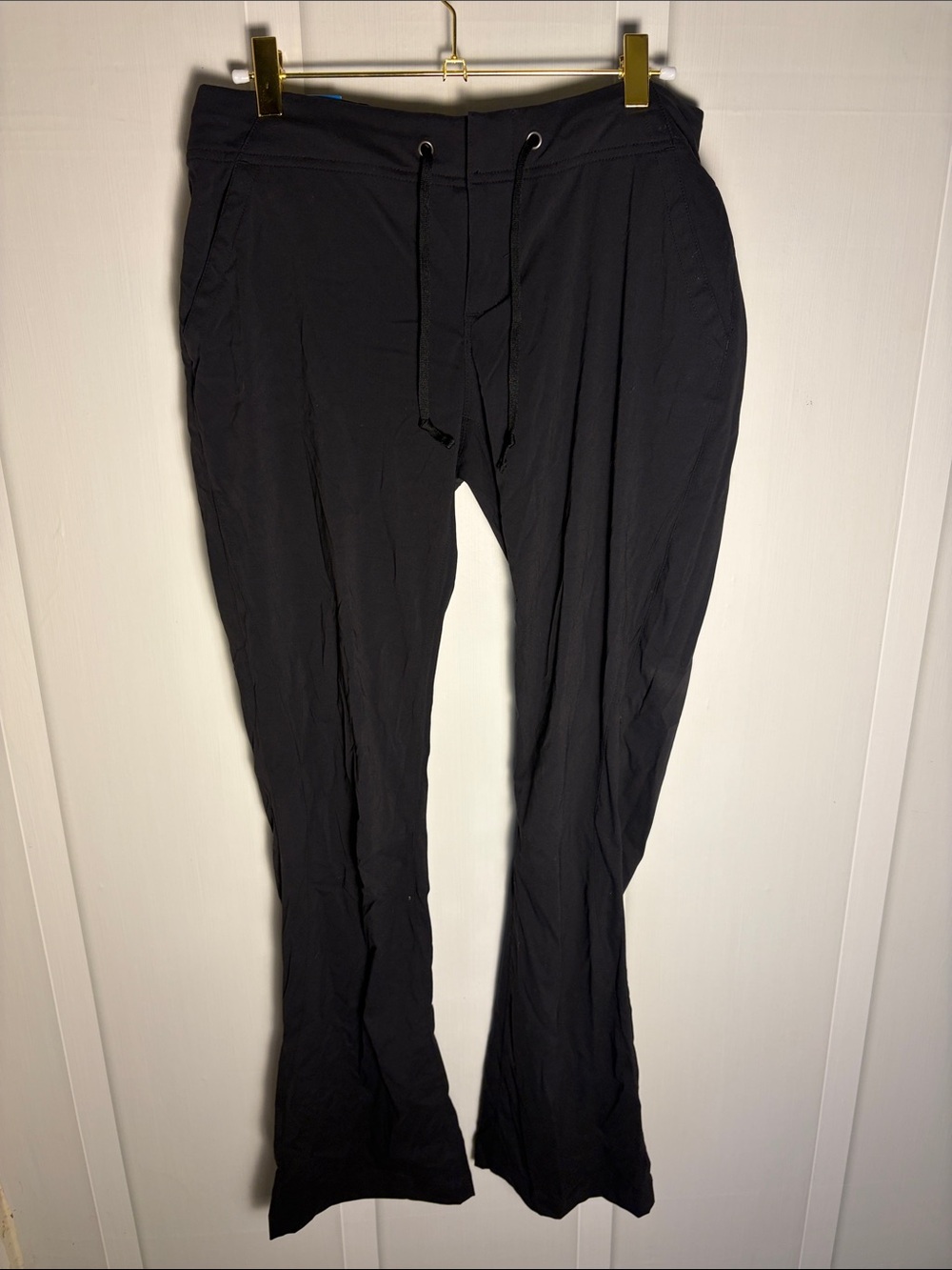Women’s Omni Shield Columbia Black Drawstring Casual Pants 6 Regular Boot Cut